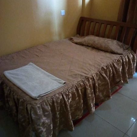 Mountain Palace Hotel เนย์รี ภายนอก รูปภาพ